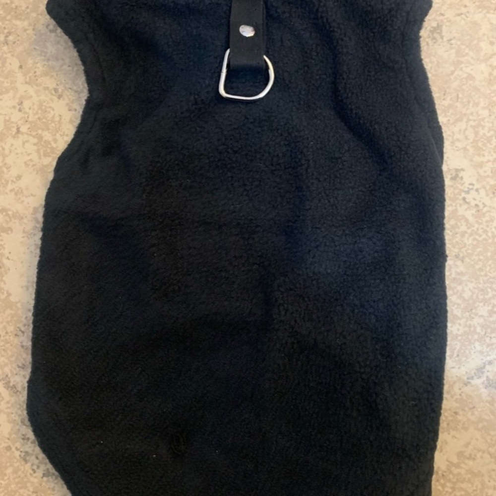 New! Dog Black Sweater / VestPolarfleece component. Size: Medium